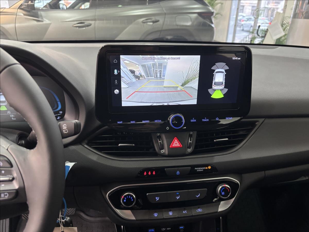 Hyundai i30 Hatchback 1,5 l 70 kw