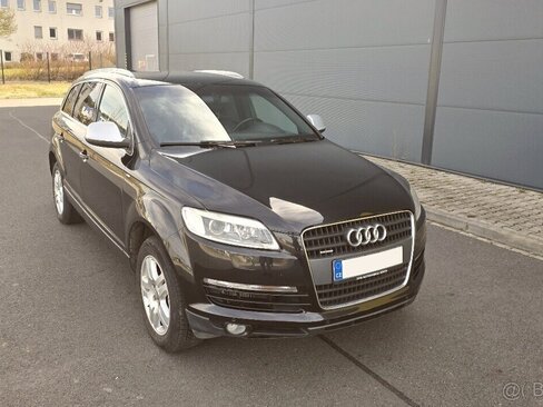 Audi Q7 Kombi 3,0 l 176 kw