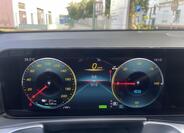 Mercedes-Benz EQB 10