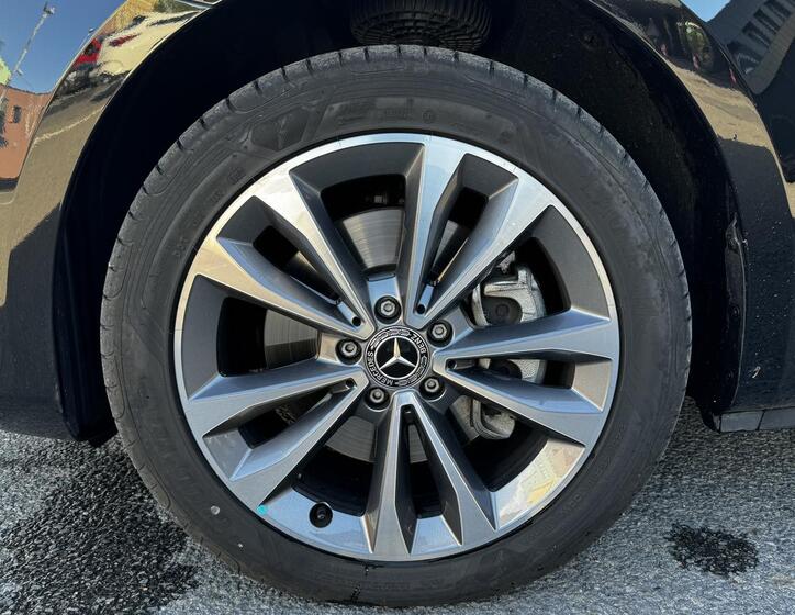 Mercedes-Benz Vito 15