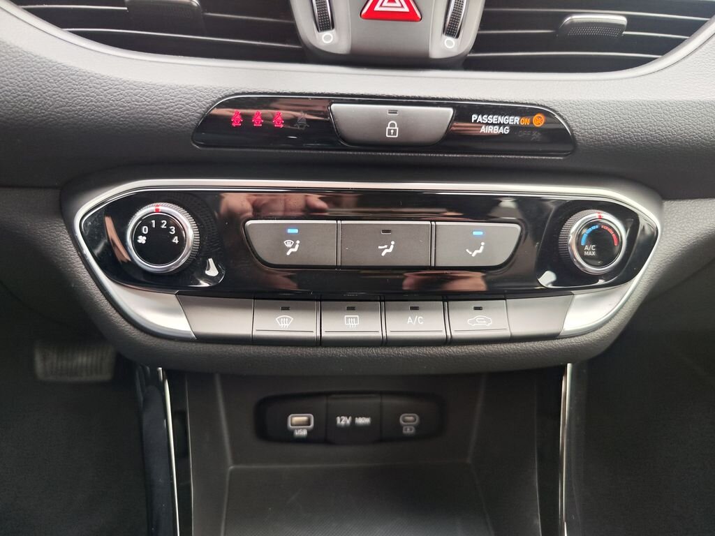 Hyundai i30 Kombi 1,5 l 103 kw