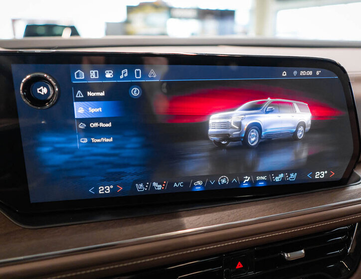 Chevrolet Suburban SUV 6,2 l 313 kw