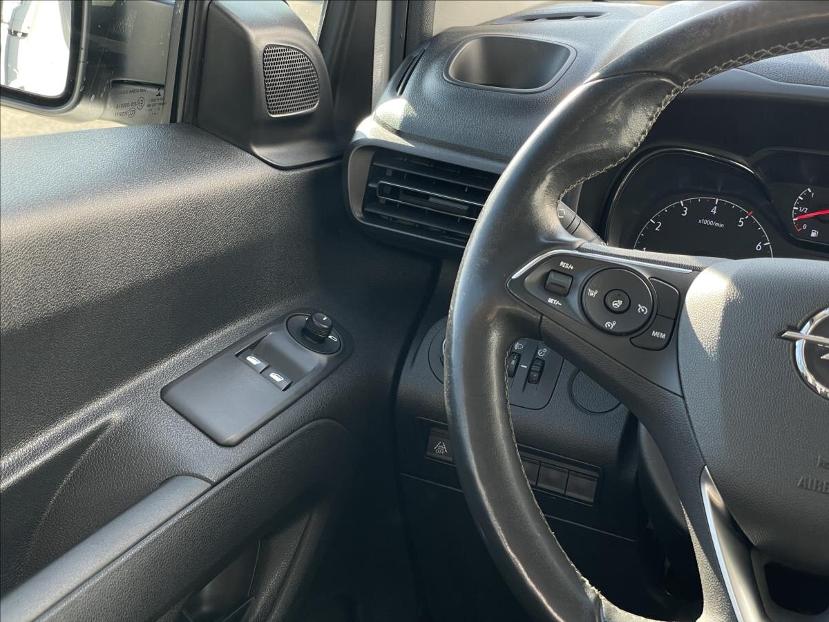 Opel Combo MPV 1,2 l 81 kw