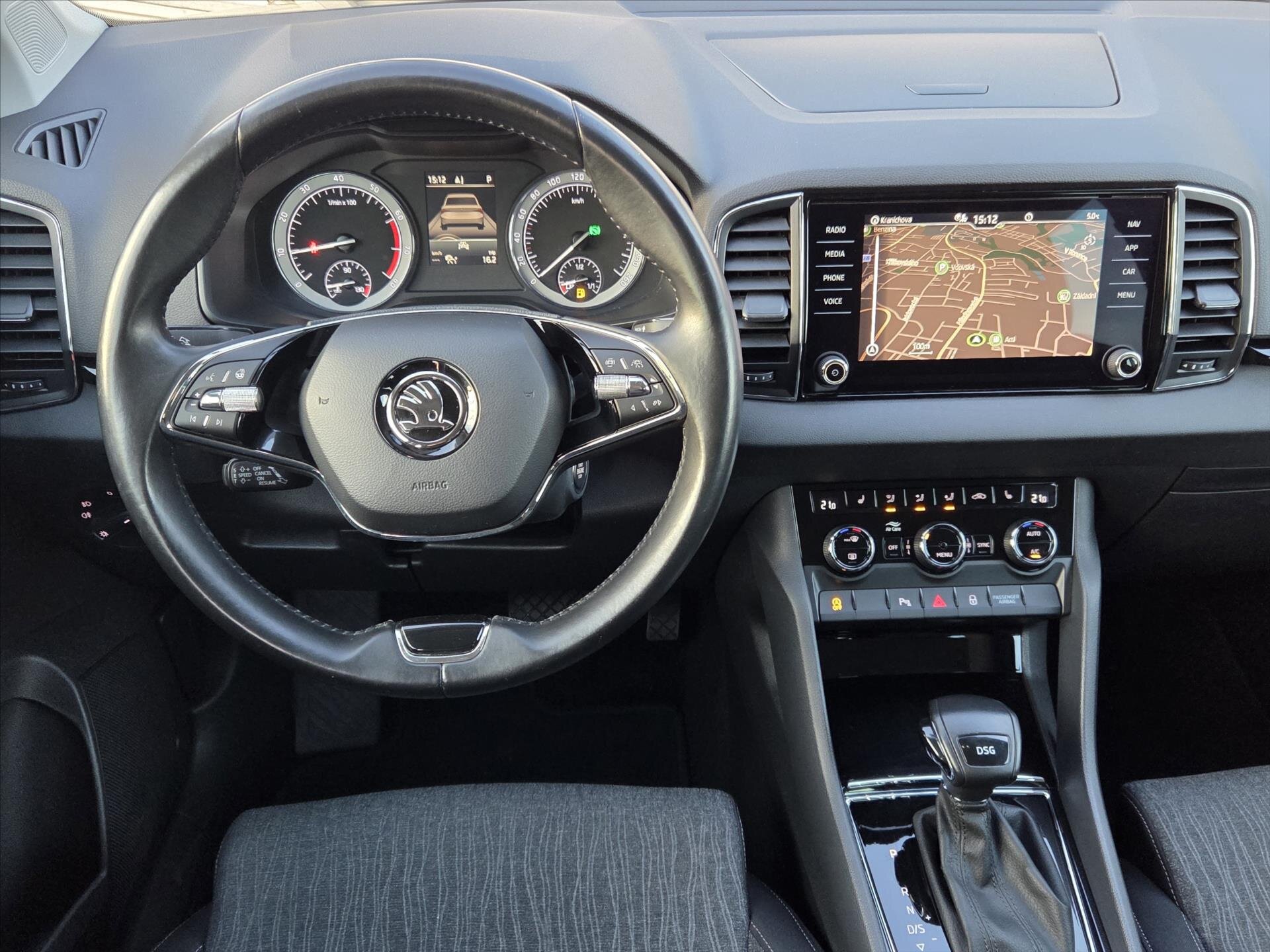 Škoda Karoq SUV 1,5 l 110 kw