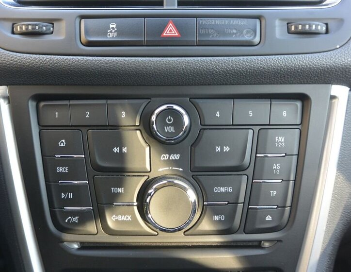 Opel Mokka SUV / Terénní 1,7 l 96 kw