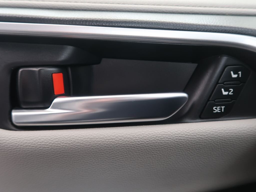 Toyota RAV4 SUV / Terénní 2,5 l 131 kw