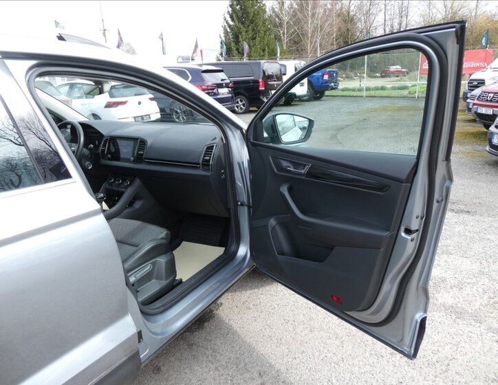Škoda Karoq SUV / Terénní 2,0 l 110 kw