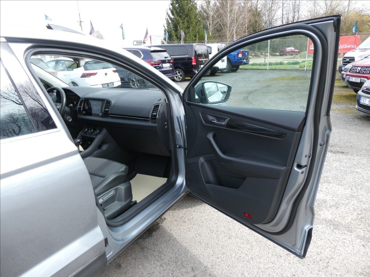 Škoda Karoq SUV / Terénní 2,0 l 110 kw
