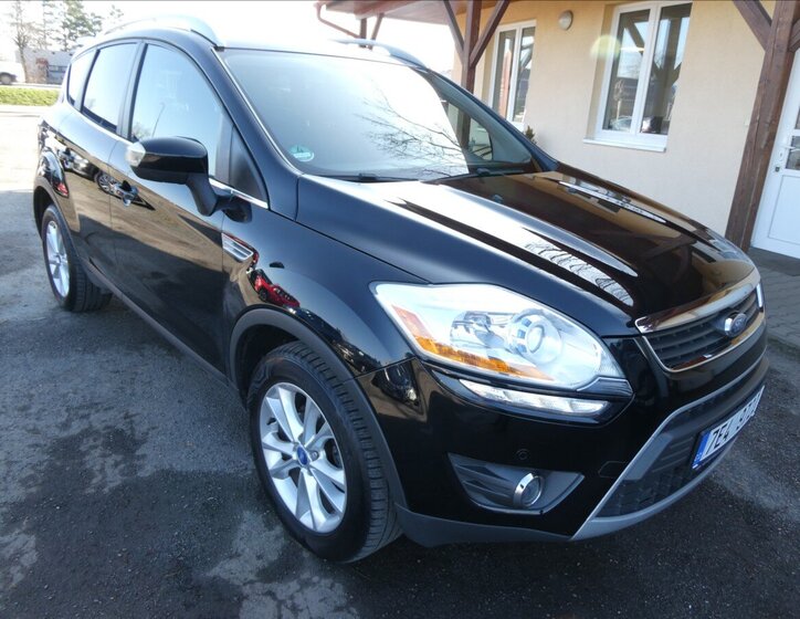 Ford Kuga SUV / Terénní 2,0 l 103 kw