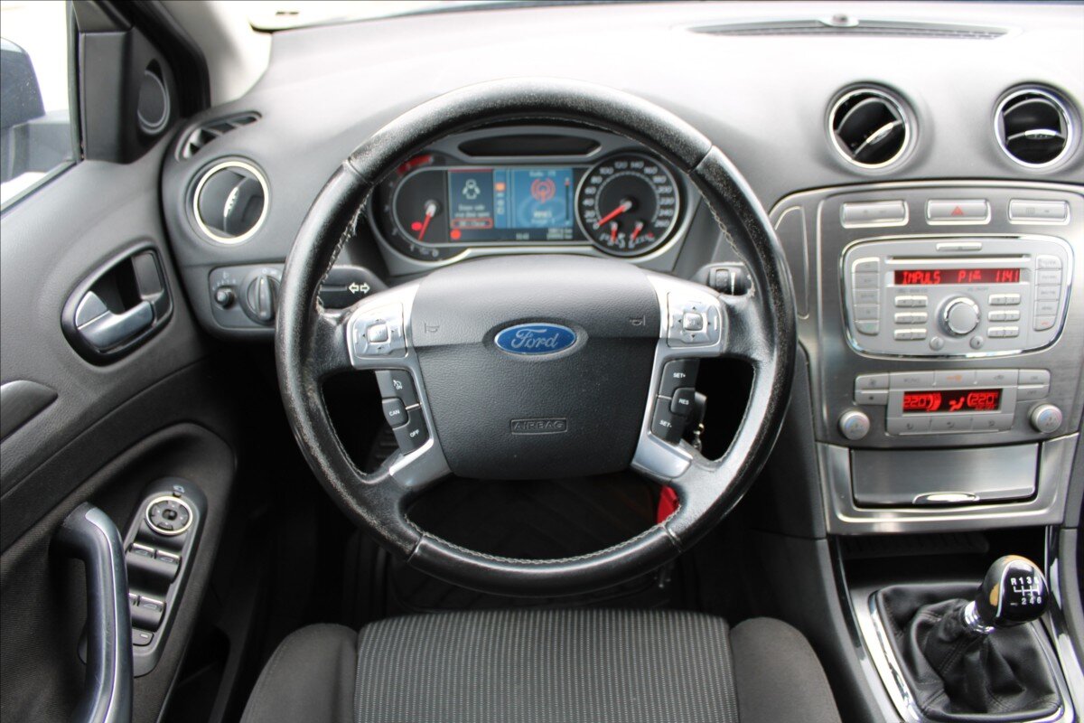 Ford Mondeo Liftback 2,0 l 103 kw