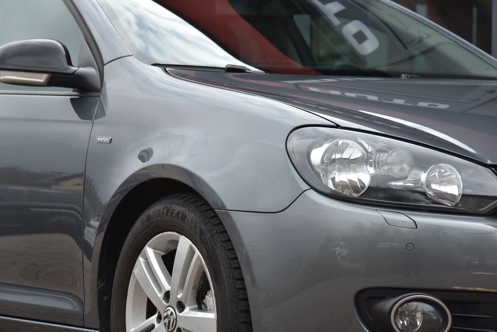 Volkswagen Golf Kombi 1,6 l 77 kw