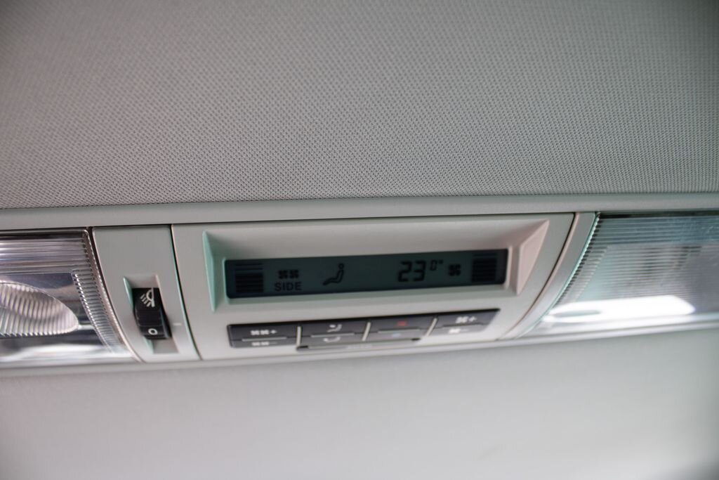 Volkswagen Ostatní VAN-Minibus 2,5 l 128 kw