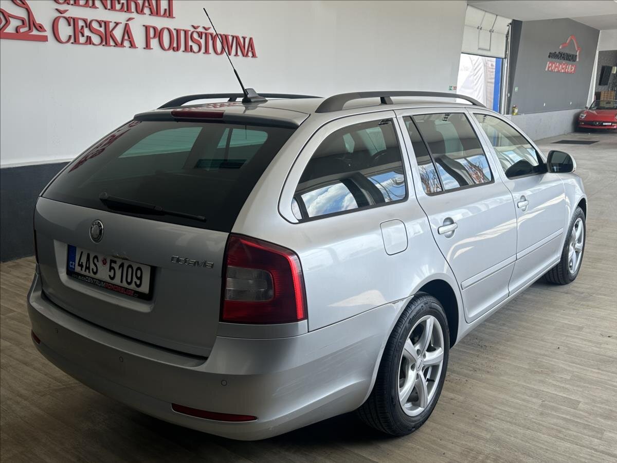 Škoda Octavia Kombi 2,0 l 103 kw