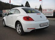 Volkswagen Beetle Hatchback 1,2 l 77 kw