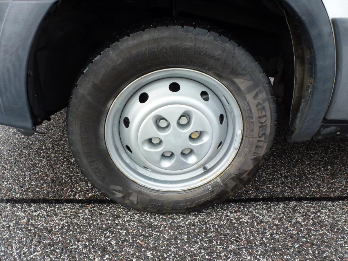 Iveco Daily Ostatní 2,3 l 93 kw