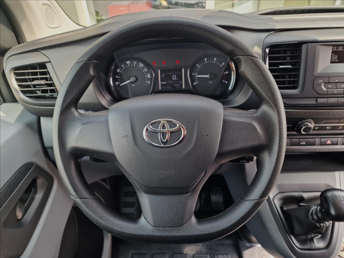 Toyota ProAce Skříň 2,0 l 106 kw