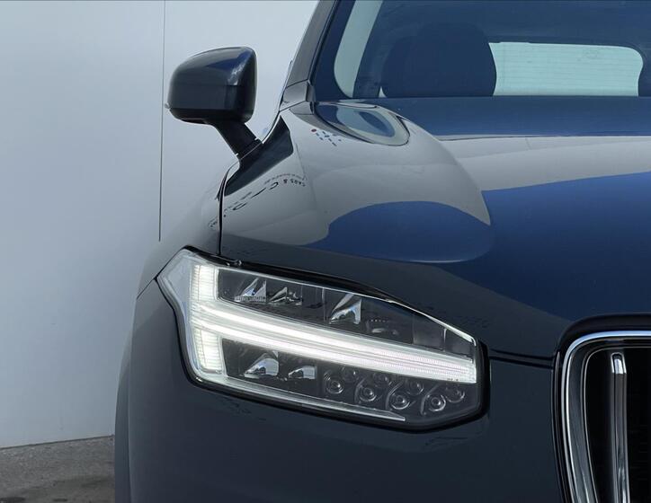 Volvo XC90 20