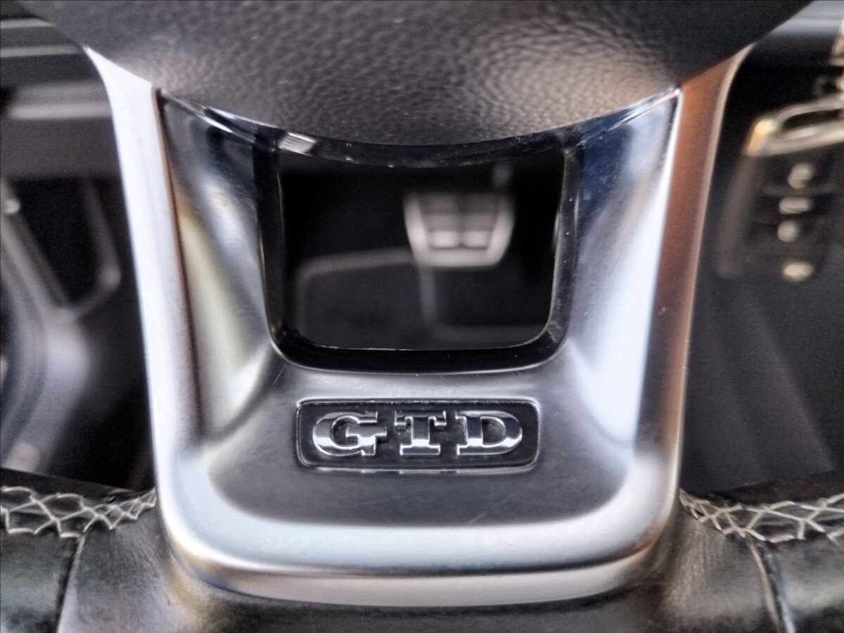 Volkswagen Golf Kombi 2,0 l 135 kw