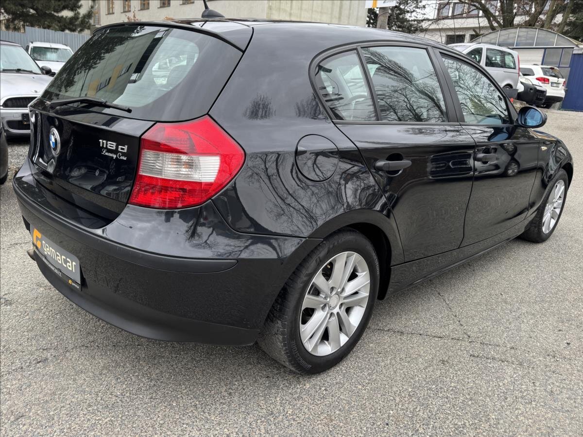 BMW Řada 1 Hatchback 2,0 l 90 kw