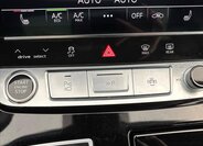 Audi Q8 SUV / Terénní 3,0 l 250 kw