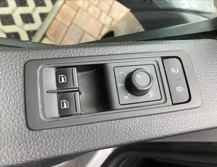 Volkswagen Multivan Kombi 2,0 l 110 kw