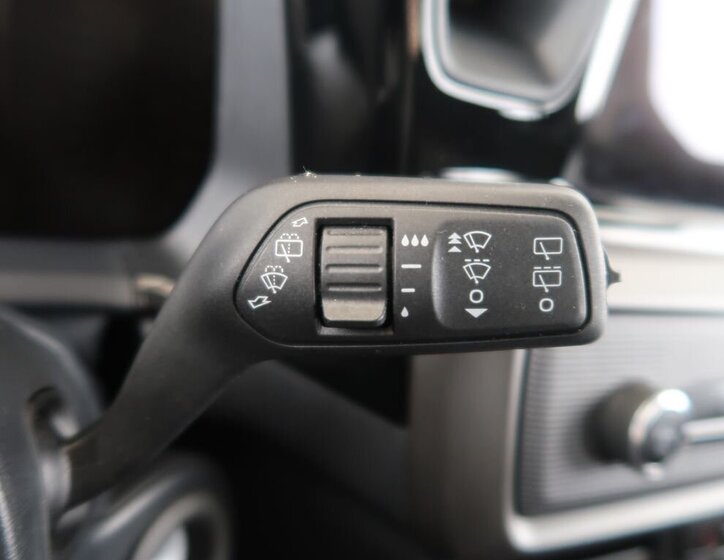 Ford Tourneo Courier VAN / Minibus 999,0 91 kw