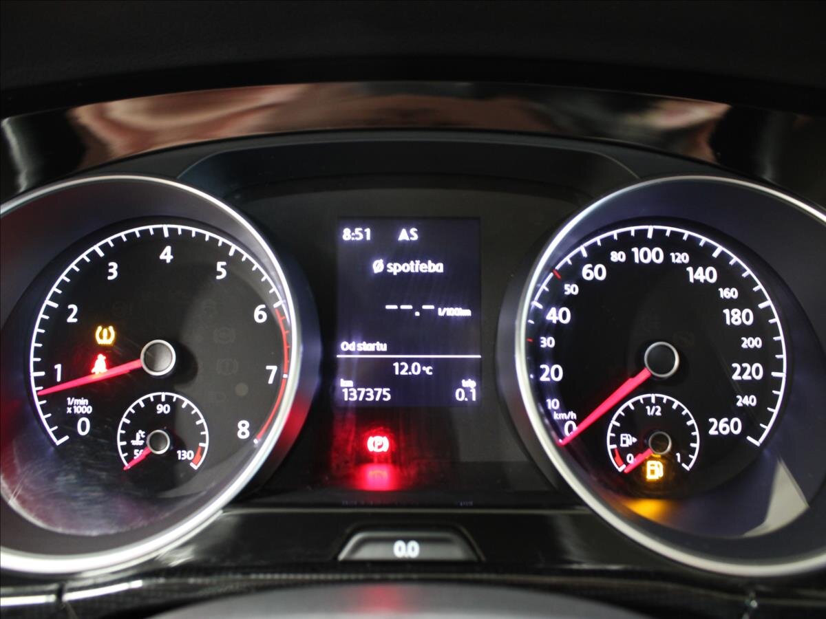 Volkswagen Touran SUV / Terénní 1,2 l 81 kw