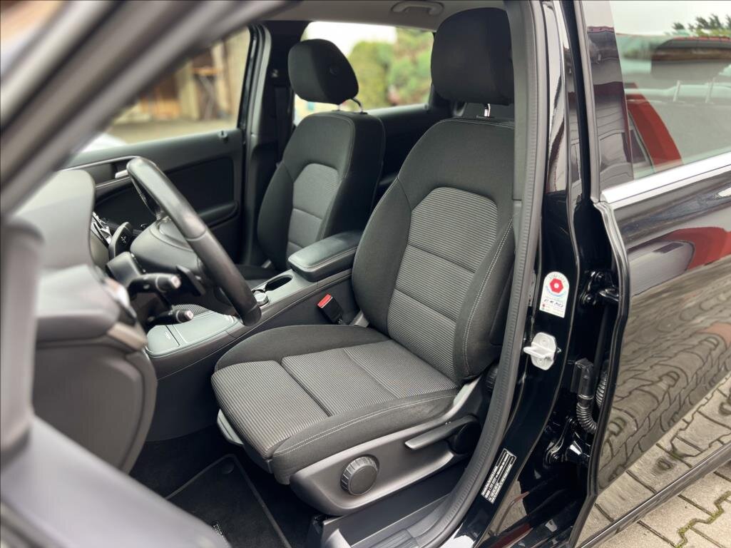 Mercedes-Benz Třídy B Kombi 1,5 l 80 kw