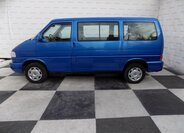 Volkswagen Multivan 2
