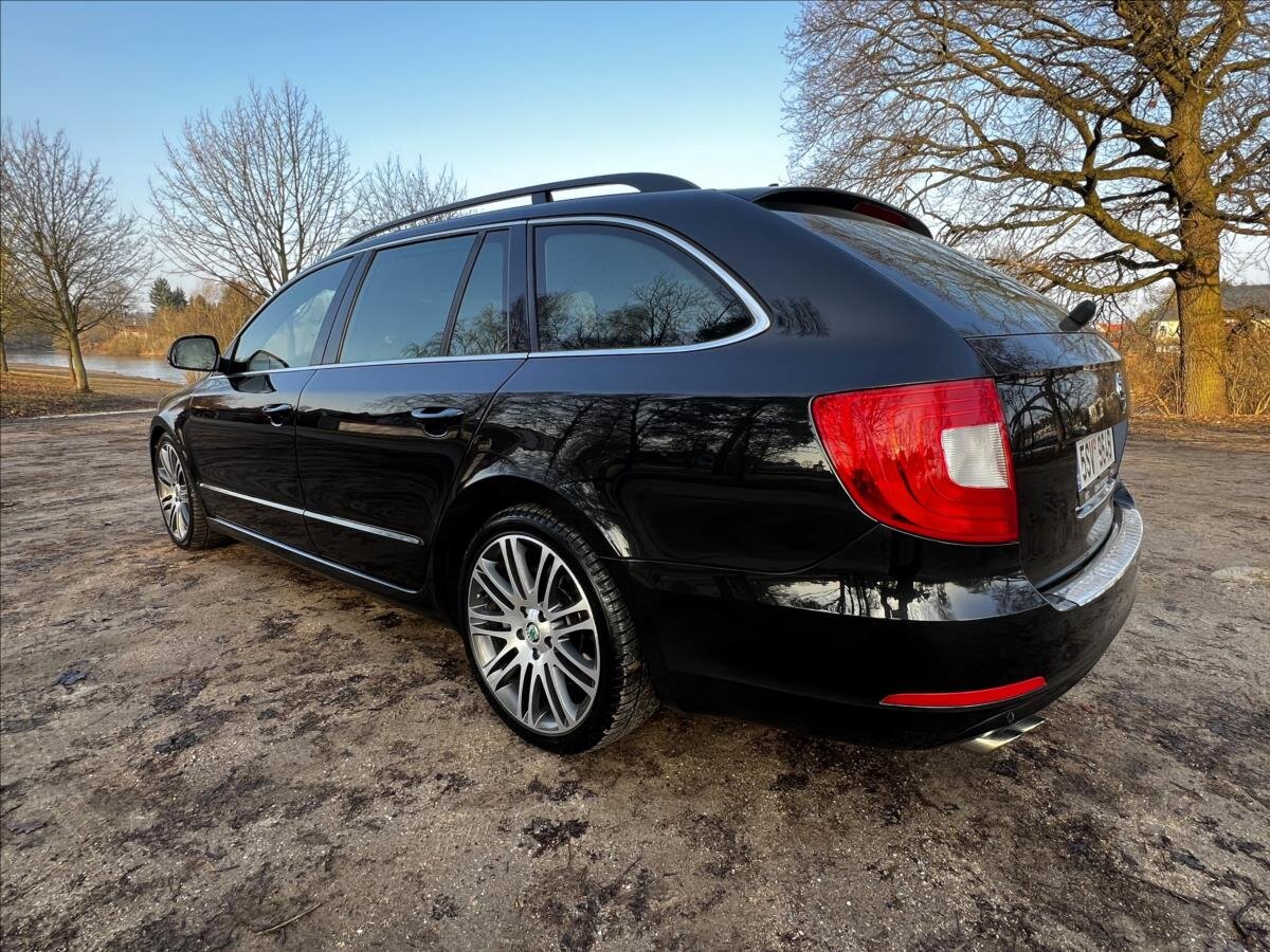 Škoda Superb Kombi 3,6 l 191 kw