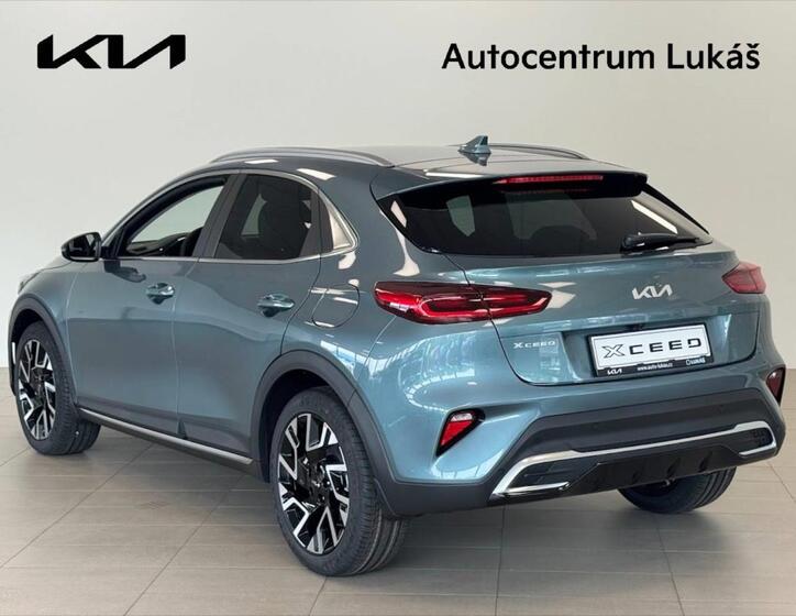 KIA XCeed 4