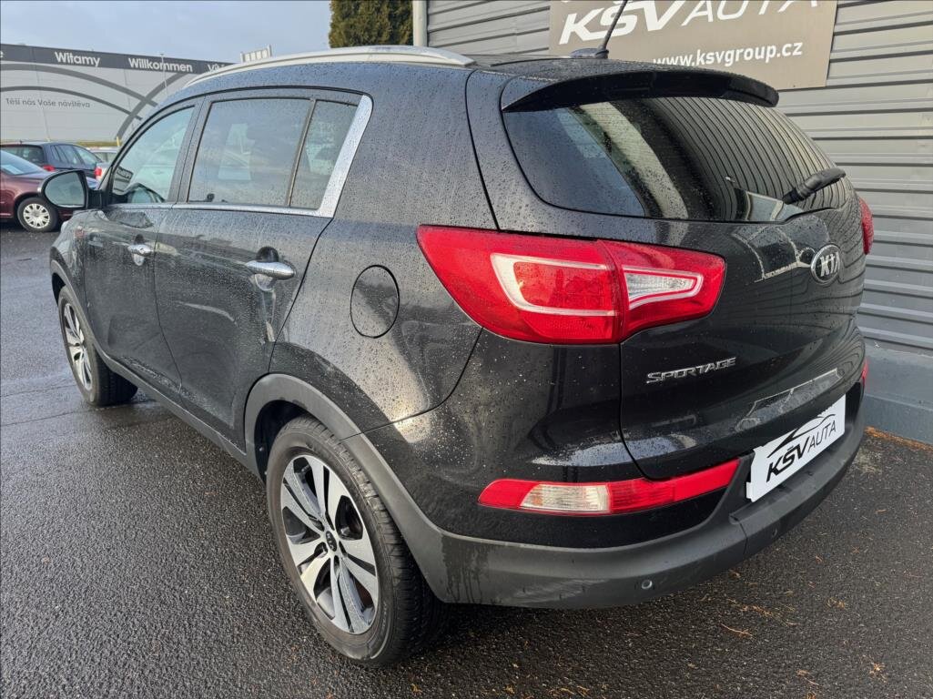 KIA Sportage SUV 2,0 l 120 kw