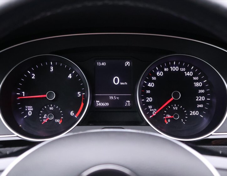 Volkswagen Passat 19