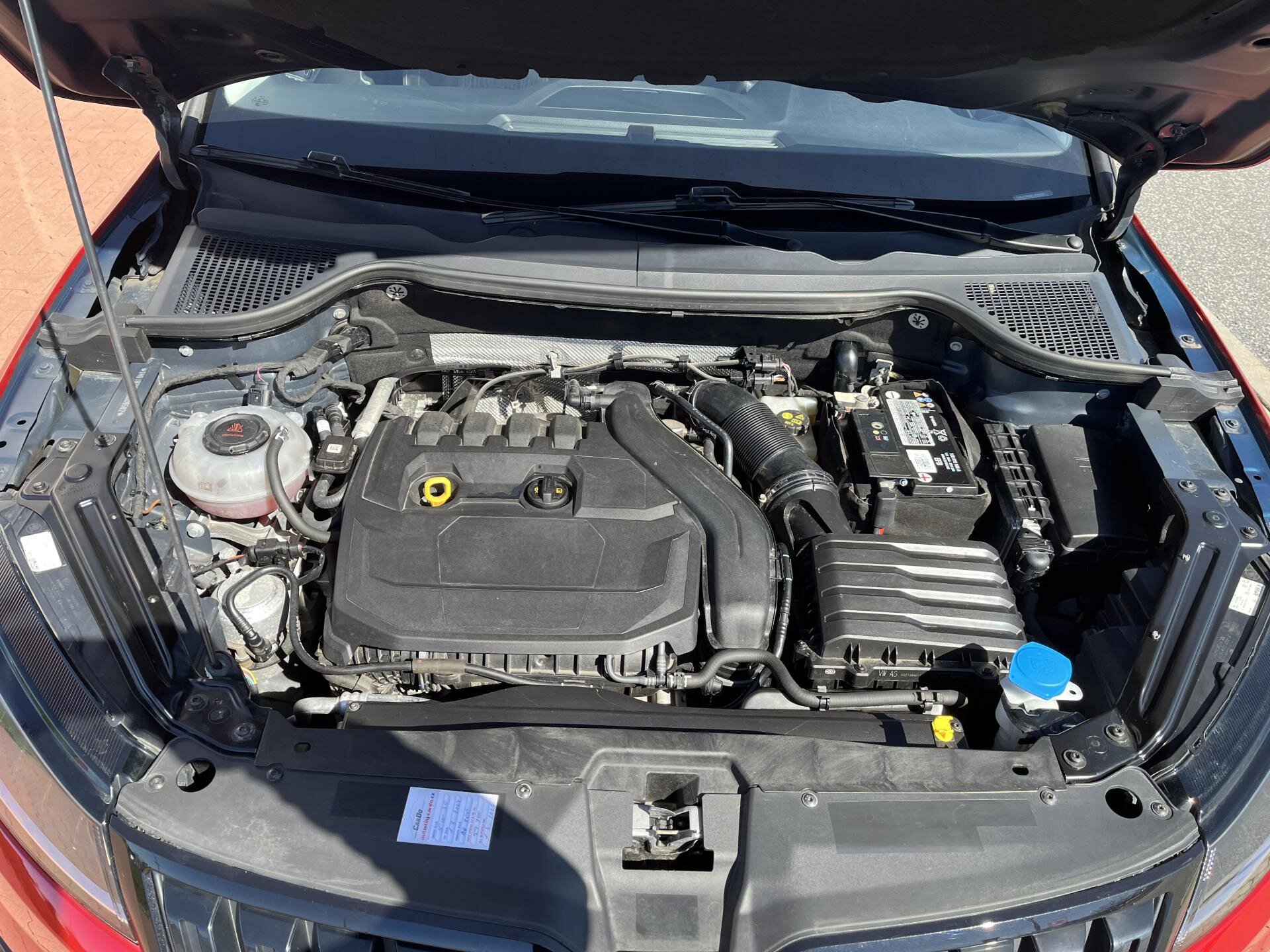 Škoda Karoq SUV / Terénní 1,5 l 110 kw