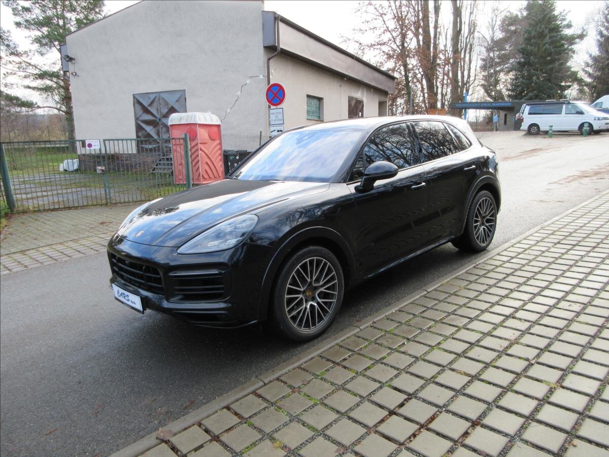 Porsche Cayenne Kombi 2,9 l 324 kw