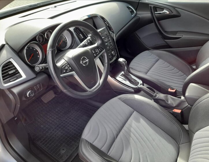 Opel Astra Hatchback 1,4 l 103 kw