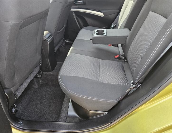 Suzuki SX4 S-Cross 23