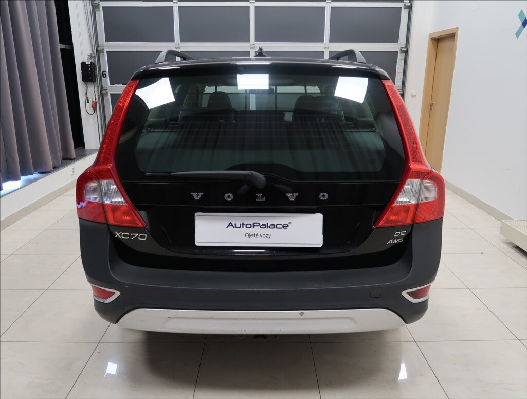 Volvo XC70 Kombi 2,4 l 136 kw