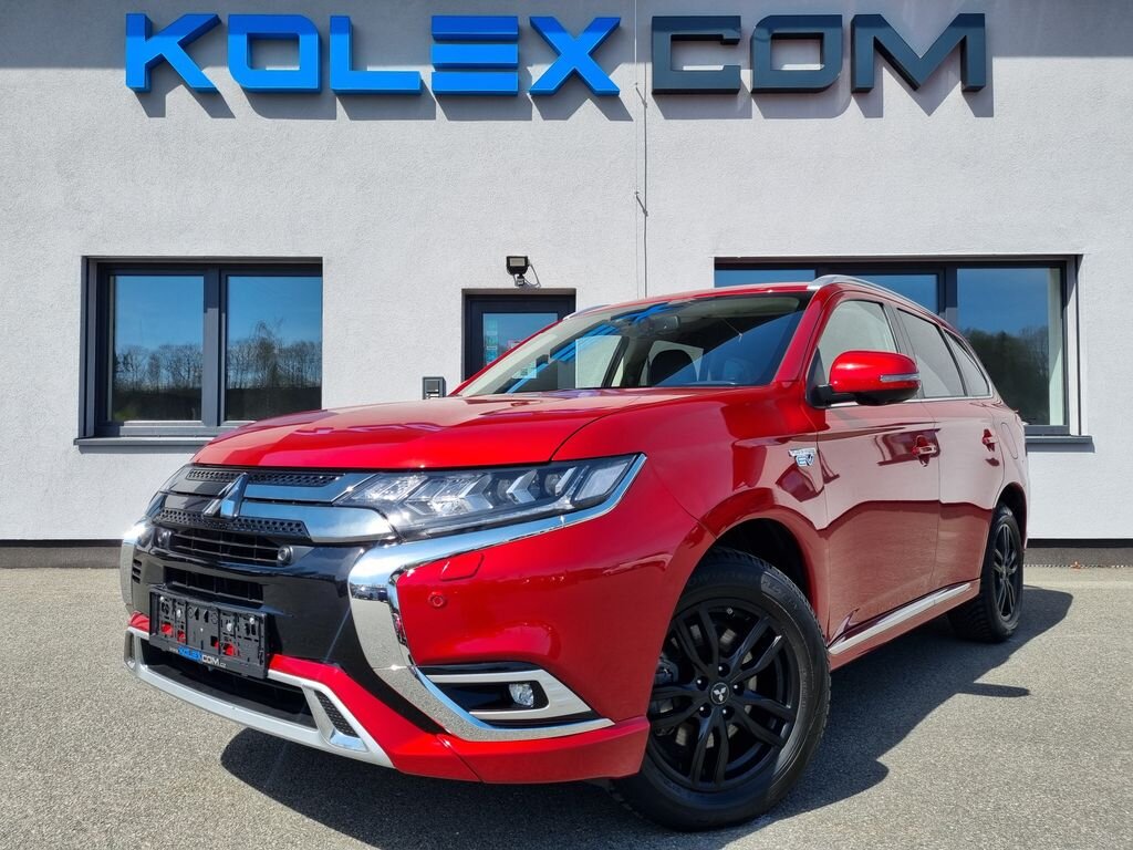 Mitsubishi Outlander SUV / Terénní 2,4 l 165 kw