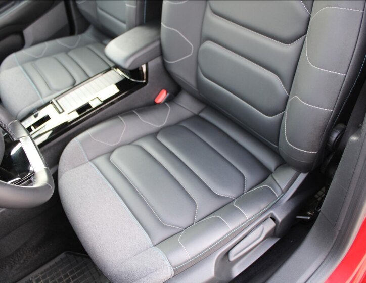 Citroën C4 SUV / Terénní 1,2 l 96 kw