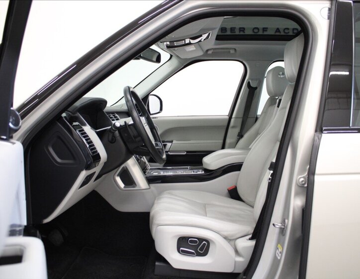 Land Rover Range Rover SUV / Terénní 3,0 l 190 kw