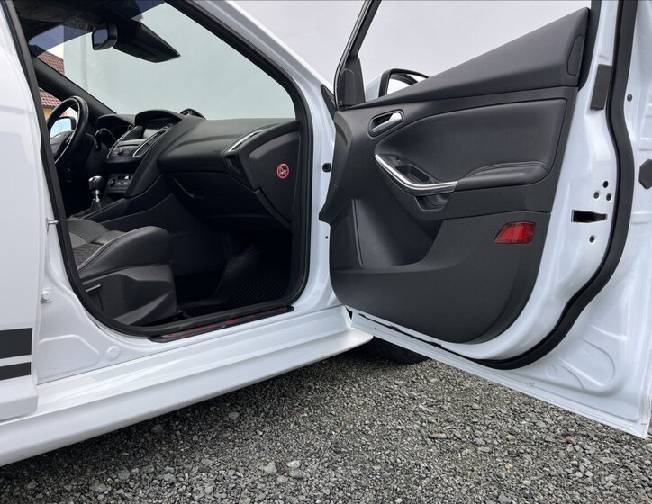 Ford Focus Hatchback 2,0 l 184 kw