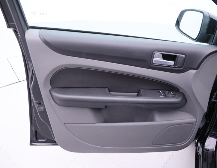 Ford Focus Kombi 1,4 l 59 kw