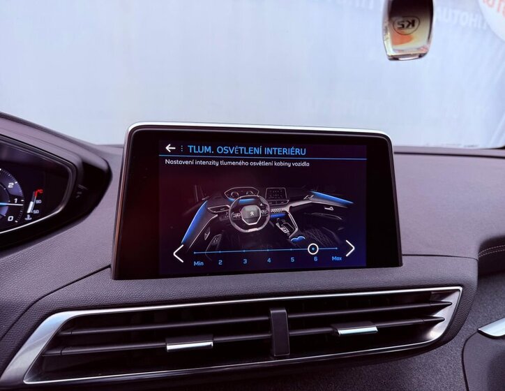 Peugeot 5008 SUV / Terénní 1,6 l 133 kw