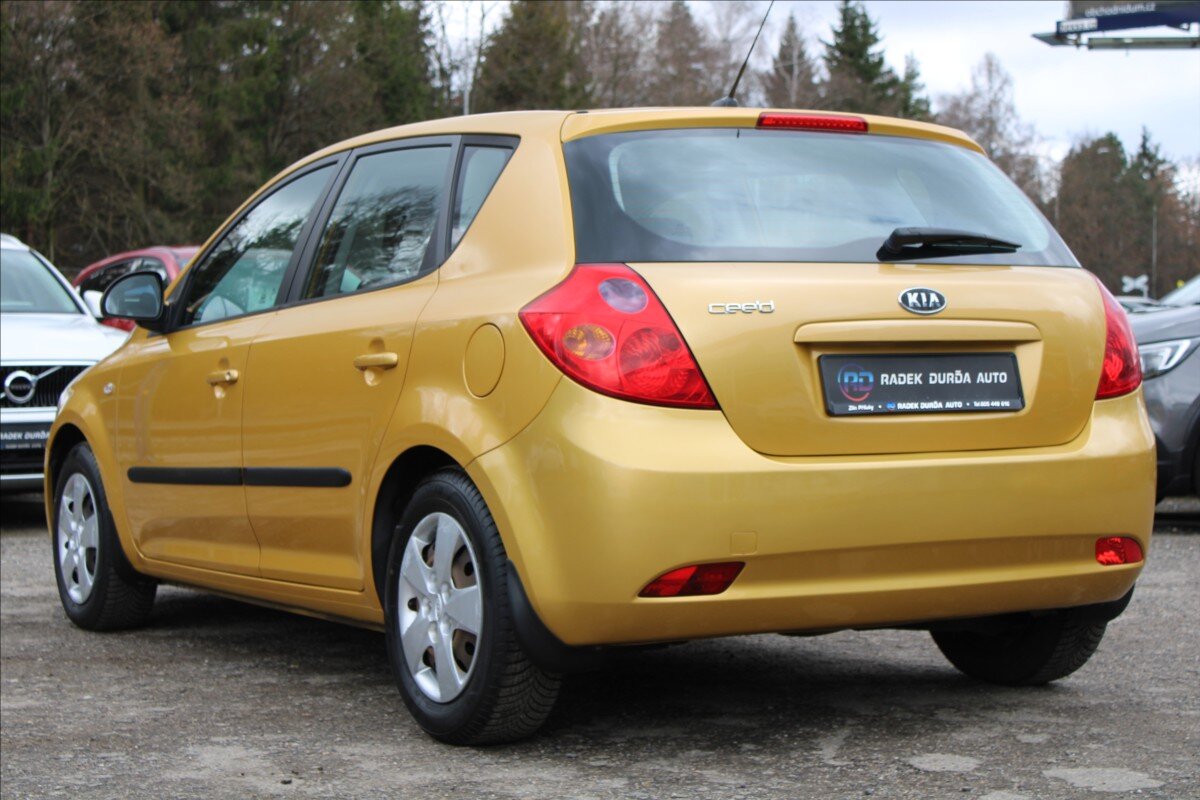 KIA Ceed Hatchback 1,4 l 80 kw