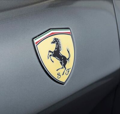 Ferrari 812 21