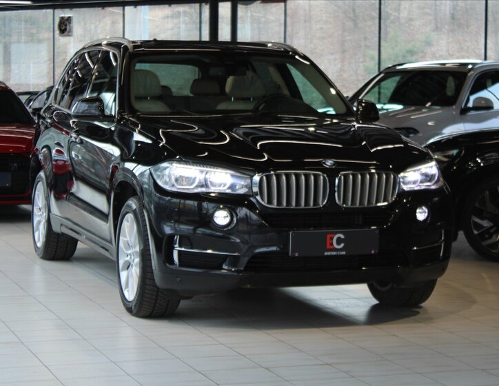 BMW X5 SUV / Terénní 3,0 l 230 kw