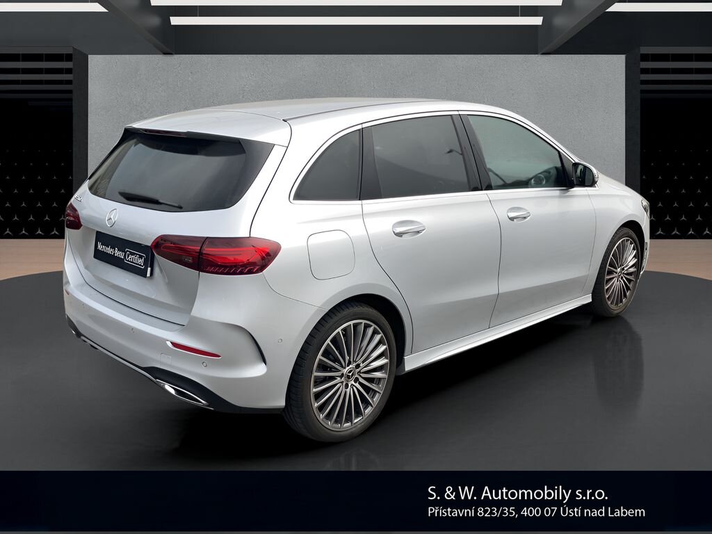 Mercedes-Benz Třídy B MPV 1,3 l 120 kw
