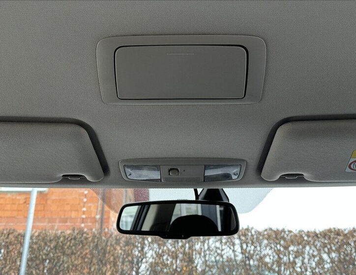 Mitsubishi Outlander SUV 2,0 l 110 kw