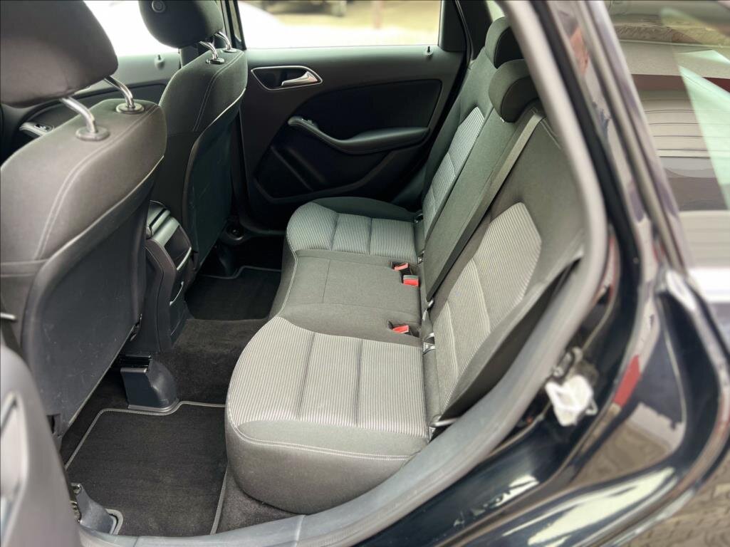 Mercedes-Benz Třídy B Kombi 1,5 l 80 kw